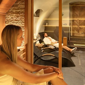 Privátní sauna pro 2 osoby ( 80 min v čase 10-14 hod)